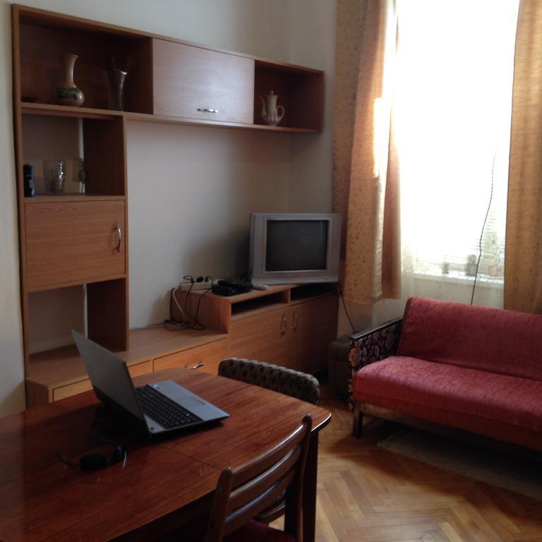 Apartment Downtown ムカチェヴォ エクステリア 写真