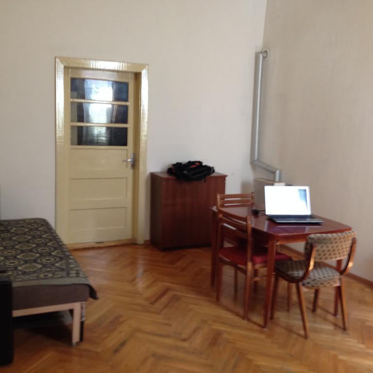 Apartment Downtown ムカチェヴォ エクステリア 写真